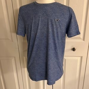 Hollister tshirt
